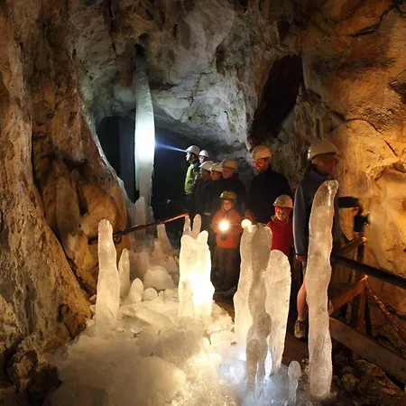 شقة Blick Auf's Schloss إتيير