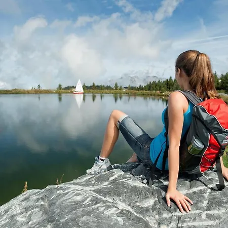 Blick Auf's Schloss * إتيير