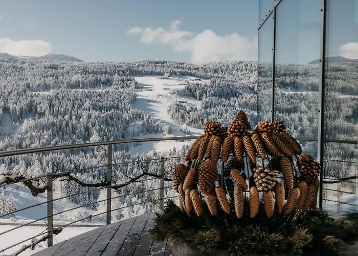 Blick Auf's Schloss Itter